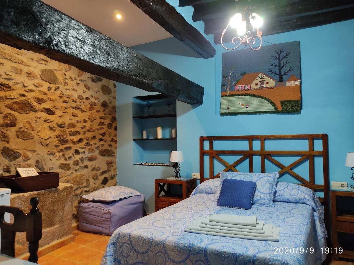 La Casa Del Marques Guest House Logrosan Bagian luar foto