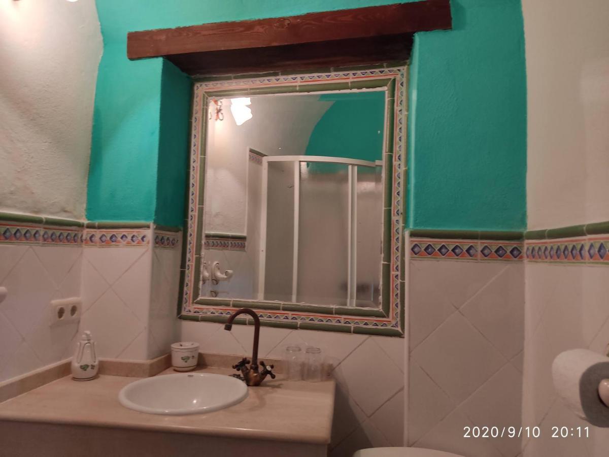 La Casa Del Marques Guest House Logrosan Bagian luar foto